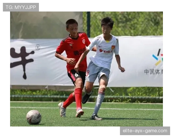 青少年足球规则的关键判罚标准与比赛适用细则解析 青少年足球规则的关键判罚标准与比赛适用细则解析